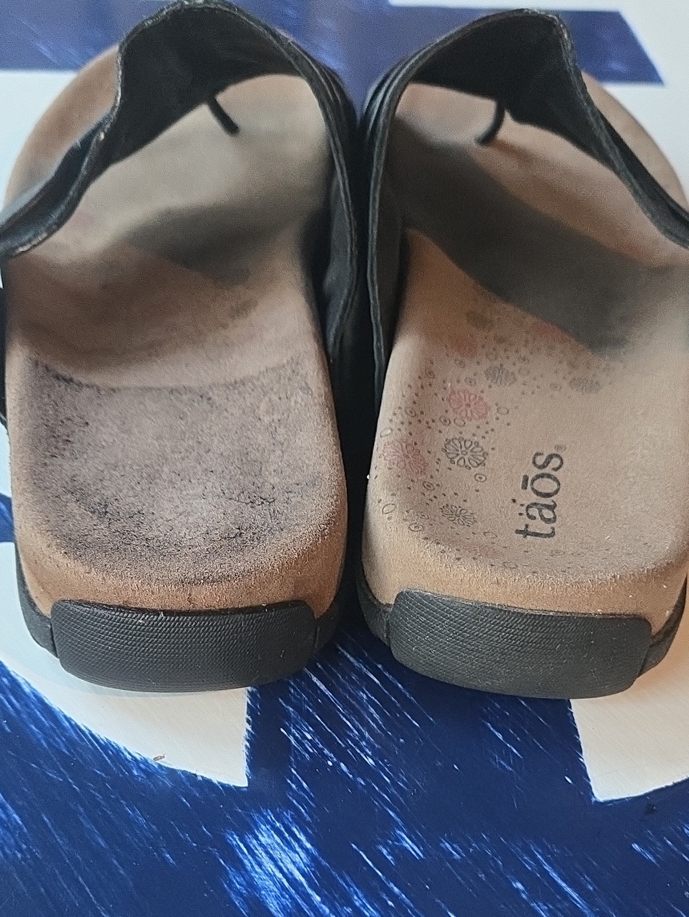 Taos "Gift 2" Black Ruched Leather Sandals Size US 9 - Picture 6 of 11